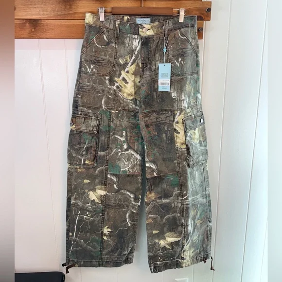 Revice Amelia Oakland cargo camo pant low rise NWT - grunge Streetwear camp - Picture 2 of 11